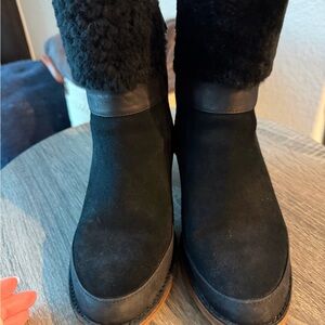 UGG Kirke Black Ankle Suede  Boots